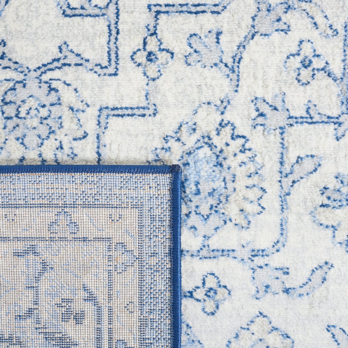 Safavieh Brentwood Bnt853M Blue/Ivory Rug.