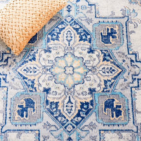 Safavieh Brentwood Bnt861K Aqua/Light Grey Rug.