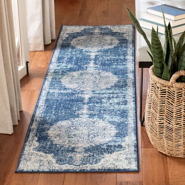 Safavieh Brentwood Bnt867N Navy/Ivory Rug.