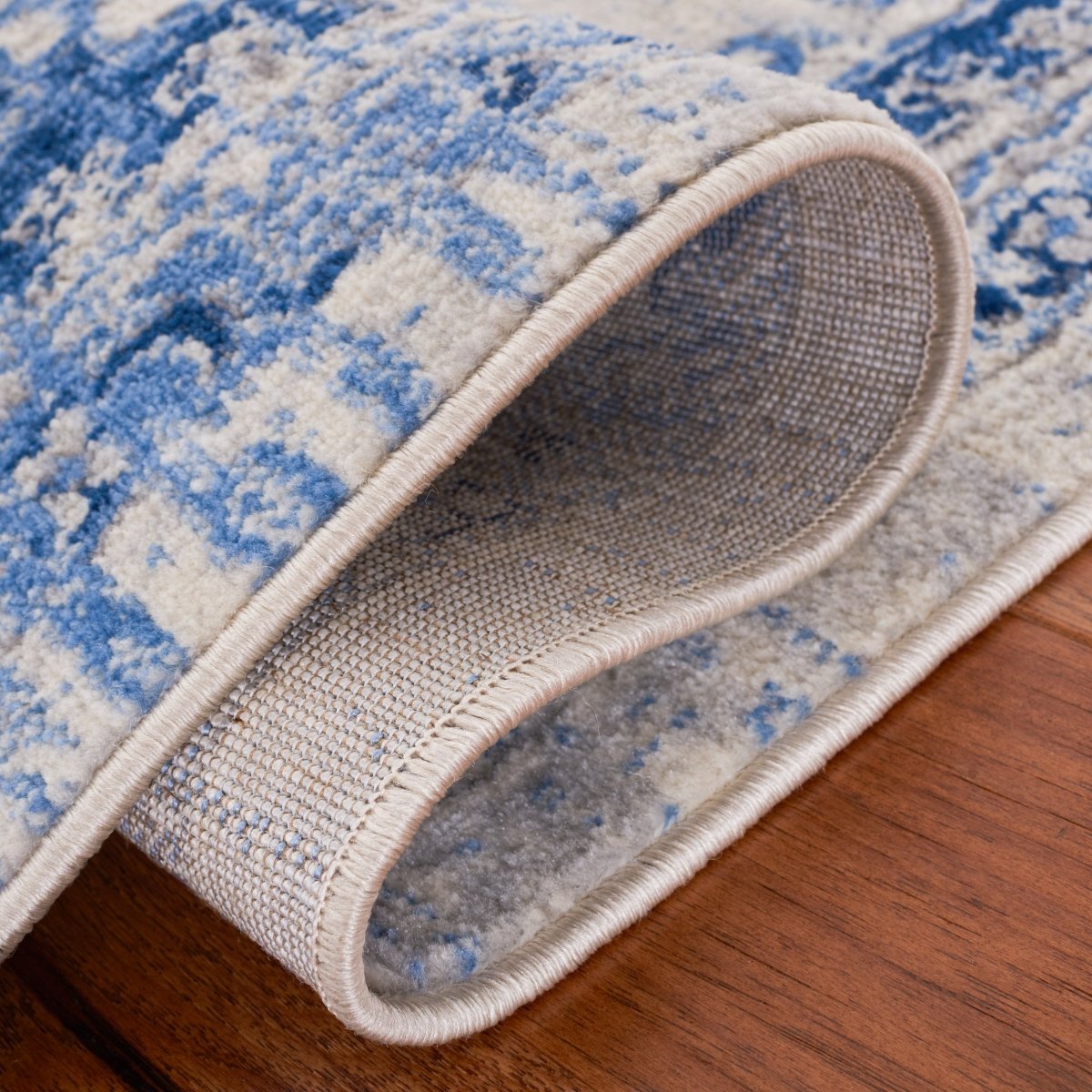 Safavieh Brentwood Bnt885M Blue/Ivory Rug.