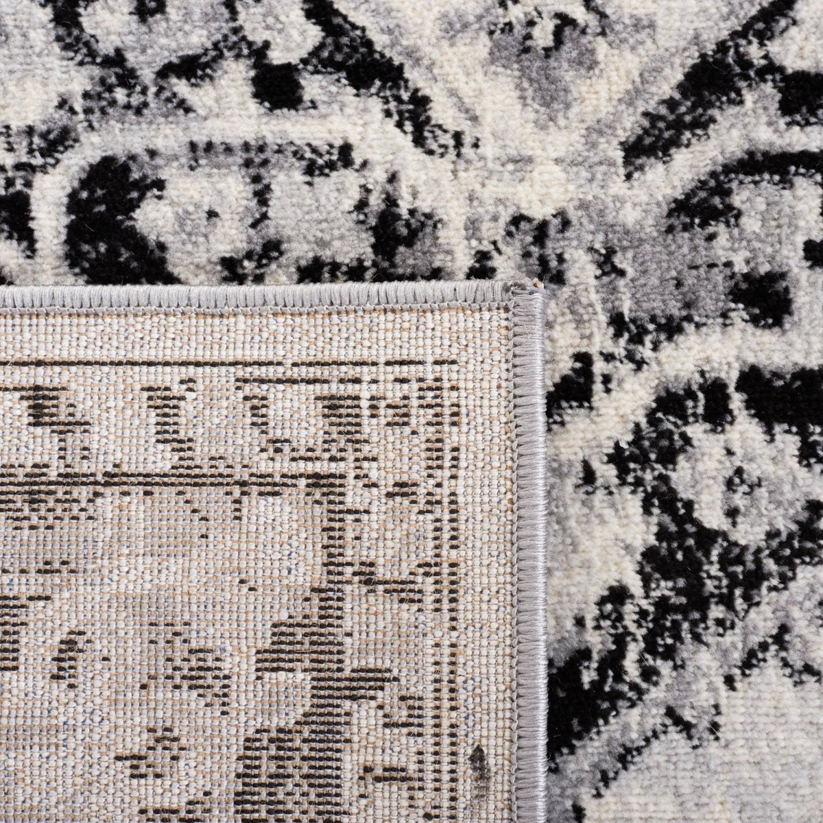 Safavieh Brentwood Bnt888Z Black/Ivory Rug.