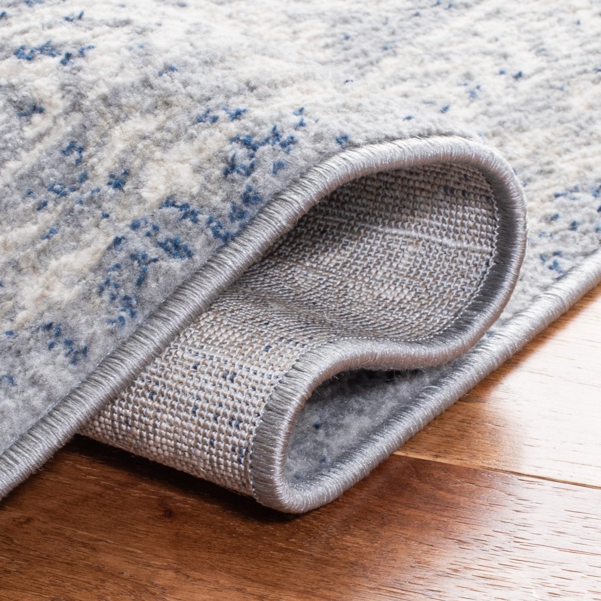Safavieh Brentwood Bnt899C Ivory/Light Grey Rugs.
