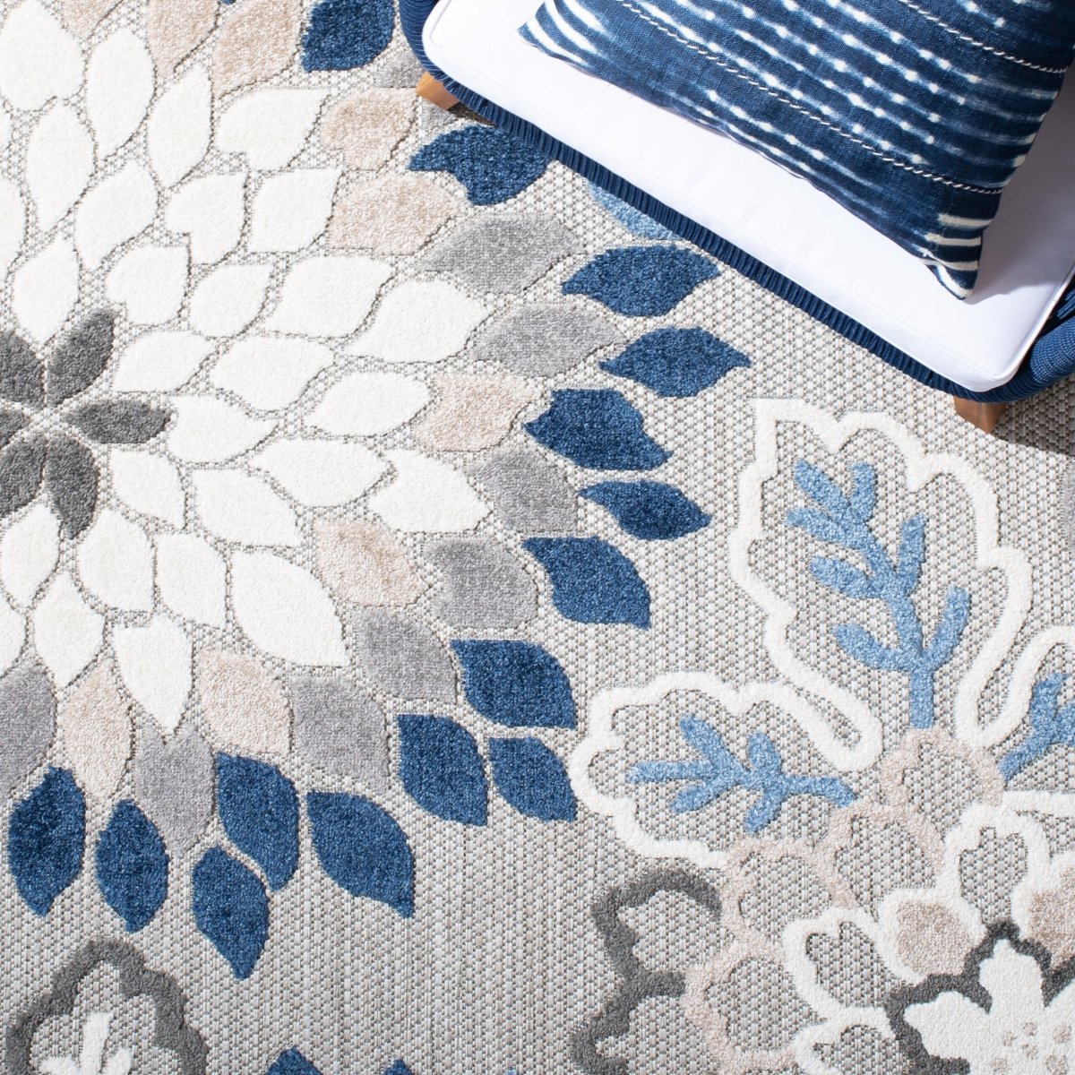 Safavieh Cabana Cbn391F Grey/Blue Rug.