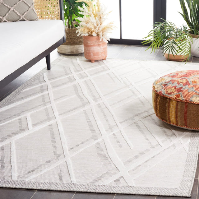Safavieh Cabana Cbn416F Ivory/Grey Rug.