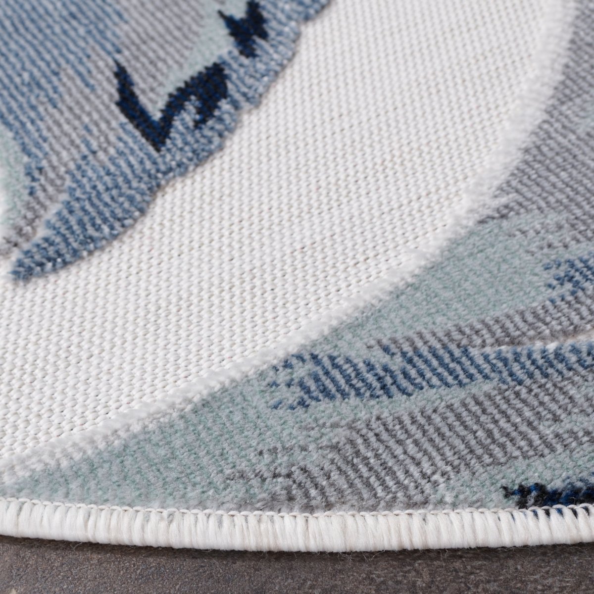 Safavieh Cabana Cbn452A Ivory/Navy Rug.