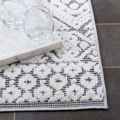 Safavieh Cabana Cbn654A Ivory/Grey Rug - Safavieh - cbn654a - 7r
