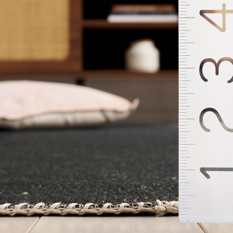 Safavieh Cabo Cab354C Beige/Black Rug - Safavieh - cab354c - 7r