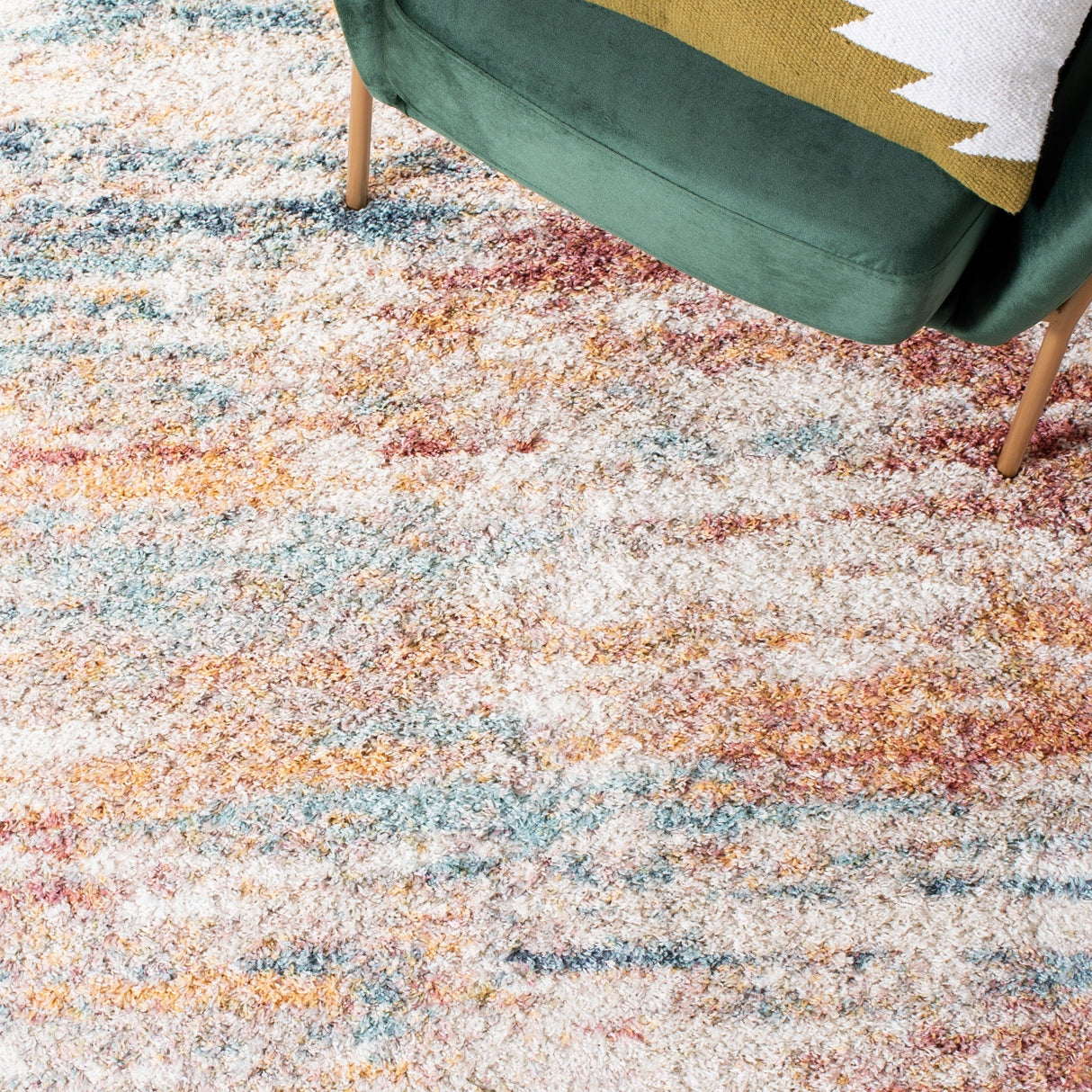 Safavieh Calista Cal112B Beige/Aqua Rugs - Safavieh - cal112b - 7r