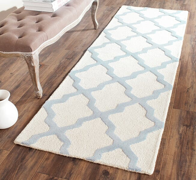 Safavieh Cambridge Cam121F Ivory / Light Blue Rugs - Safavieh - cam121f - 6sq