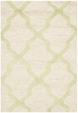 Safavieh Cambridge 2'-0" x 3'-0" Rug in Ivory / Light Green