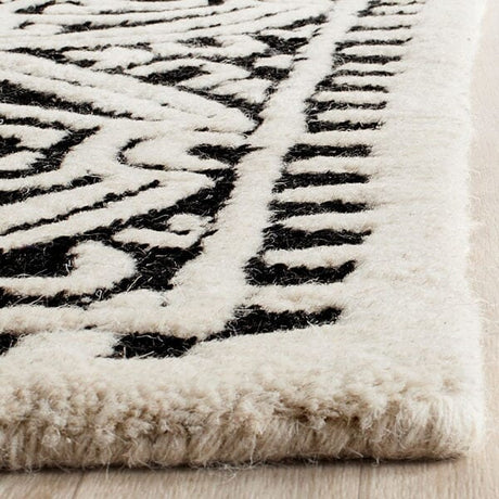 Safavieh Cambridge Cam123E Black/Ivory Rug - Safavieh - cam123e - 5