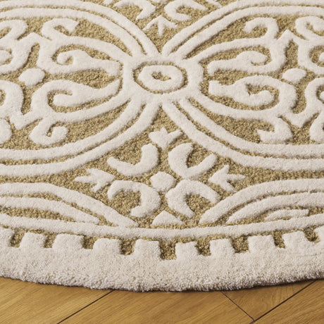 Safavieh Cambridge 6'-0" x 6'-0" Rug in Ivory / Gold
