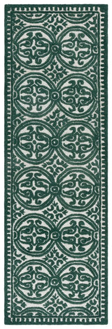 Safavieh Cambridge 2'-6" x 8'-0" Rug in Ivory / Green