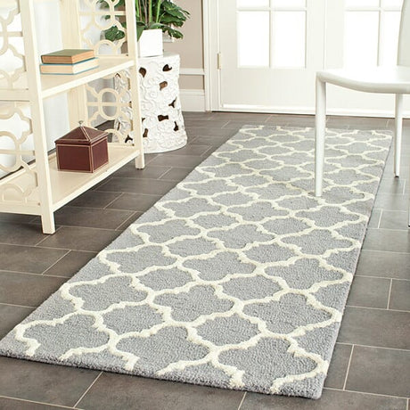 Safavieh Cambridge Cam130D Silver / Ivory Rugs - Safavieh - cam130d - 6sq