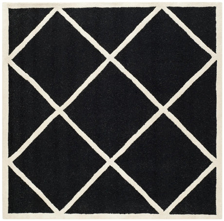 Safavieh Cambridge 6'-0" x 6'-0" Rug in Black / Ivory