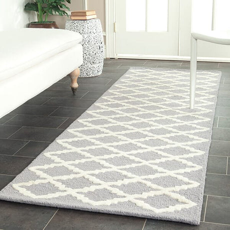 Safavieh Cambridge Cam137D Silver / Ivory Rugs - Safavieh - cam137d - 6sq