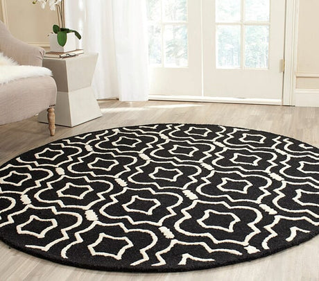 Safavieh Cambridge Cam141E Black / Ivory Rugs - Safavieh - cam141e - 6sq