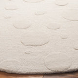 Safavieh Cambridge 6'-0" x 6'-0" Rug in Ivory