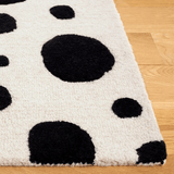Safavieh Cambridge Cam147B Ivory/Black Rug - Safavieh - cam147b - 6r