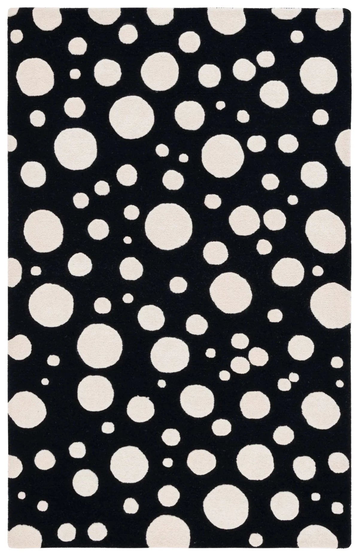 Safavieh Cambridge 4'-0" x 6'-0" Rug in Black / Ivory