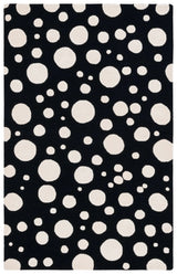 Safavieh Cambridge 4'-0" x 6'-0" Rug in Black / Ivory