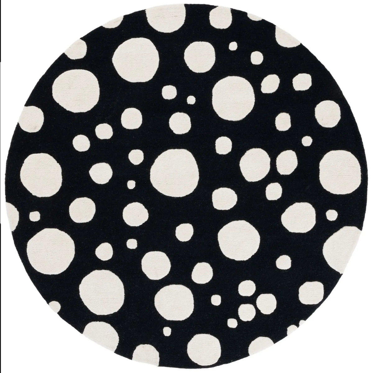 Safavieh Cambridge 6'-0" x 6'-0" Rug in Black / Ivory