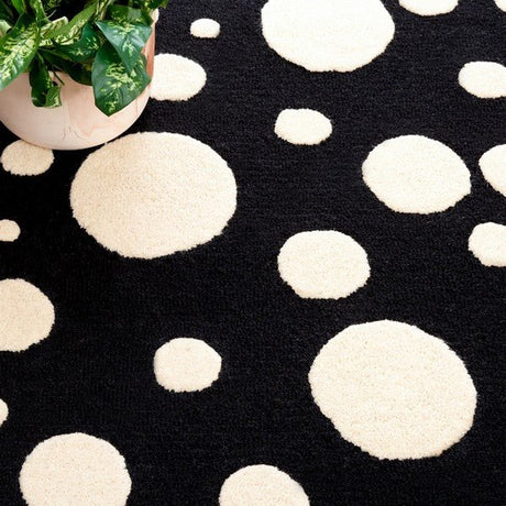 Safavieh Cambridge Cam147Z Black/Ivory Rug - Safavieh - cam147z - 6r