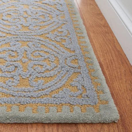 Safavieh Cambridge 4'-0" x 6'-0" Rug in Blue / Gold