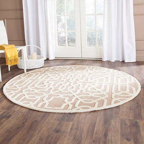 Safavieh Cambridge Cam570J Beige / Ivory Rugs - Safavieh - cam570j - 6sq