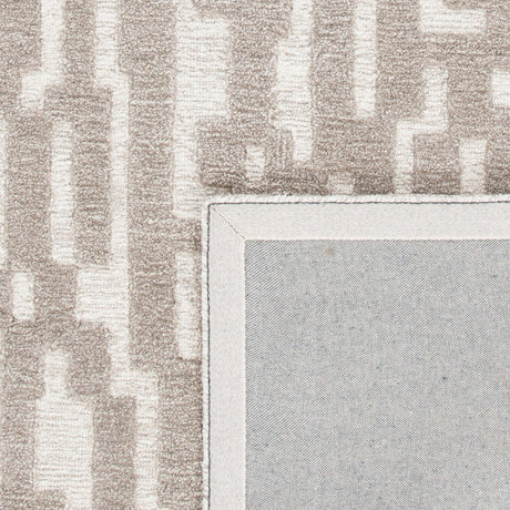 Safavieh Cambridge Cam734B Beige/Grey Rugs - Safavieh - cam734b - 6r