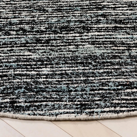 Safavieh Cape Cod 6'-0" x 6'-0" Rug in Light Blue / Black