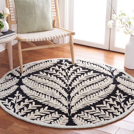 Safavieh Capri Cpr208Z Black/Ivory Rug - Safavieh - cpr208z - 5r