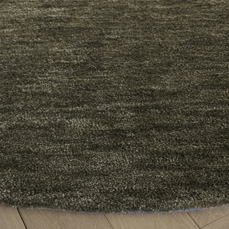 Safavieh Carmine 6'-0" x 6'-0" Rug in Green