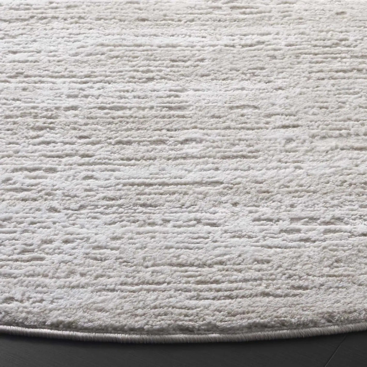 Safavieh Carter 5'-0" x 5'-0" Rug in Ivory / Taupe