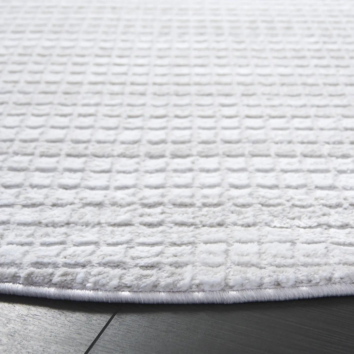 Safavieh Carter 6'-7" x 6'-7" Rug in Ivory / Taupe