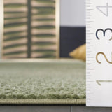 Safavieh Carter 4'-0" x 6'-0" Rug in Green