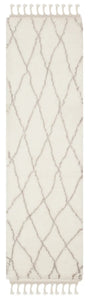 Safavieh Casablanca 2'-3" x 8'-0" Rug in Ivory / Grey
