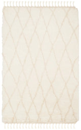 Safavieh Casablanca 4'-0" x 6'-0" Rug in Ivory / Beige