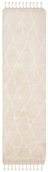 Safavieh Casablanca 2'-3" x 8'-0" Rug in Beige / Ivory