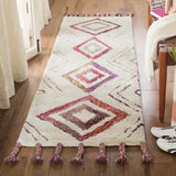 Safavieh Casablanca 2'-3" x 8'-0" Rug in Ivory / Multi