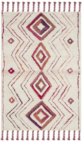 Safavieh Casablanca 4'-0" x 6'-0" Rug in Ivory / Multi