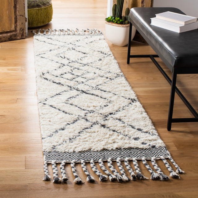 Safavieh Casablanca Csb254A Ivory/Charcoal Rugs - Safavieh - csb254a - 28