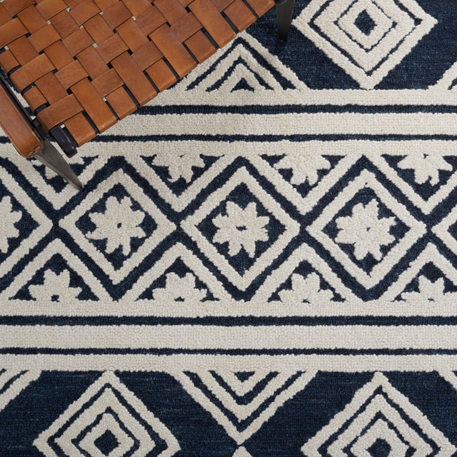 Safavieh Casablanca Csb377A Ivory/Navy Rug - Safavieh - csb377a - 28