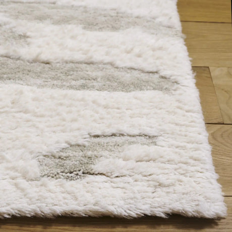 Safavieh Casablanca 4'-0" x 6'-0" Rug in Ivory / Sage