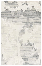 Safavieh Casablanca 4'-0" x 6'-0" Rug in Grey / Ivory