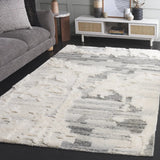 Safavieh Casablanca 4'-0" x 6'-0" Rug in Grey / Ivory