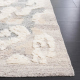 Safavieh Casablanca 4'-0" x 6'-0" Rug in Grey / Ivory