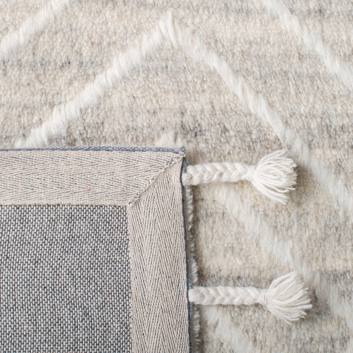 Safavieh Casablanca Csb451B Beige/Ivory Rug - Safavieh - csb451b - 25