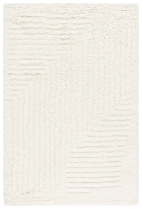 Safavieh Casablanca 4'-0" x 6'-0" Rug in Ivory