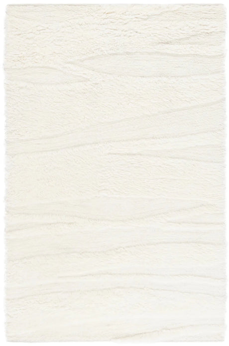 Safavieh Casablanca 4'-0" x 6'-0" Rug in Ivory